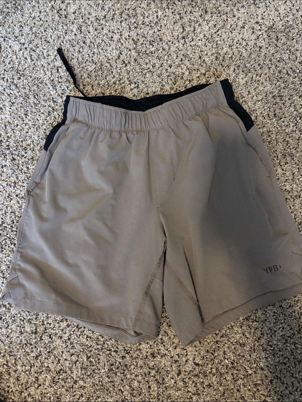 Abercrombie & Fitch Men's Light Gray Athletic Shorts with Black Waistband